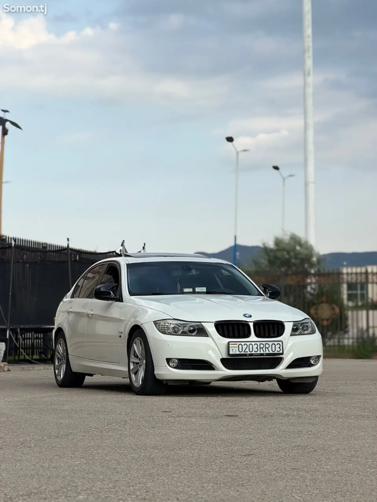BMW 3 series 2010 · 2.0 AT