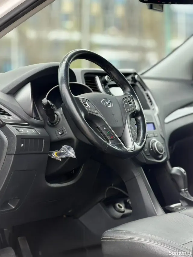 Hyundai Santa Fe 2014 · 2.0 AT