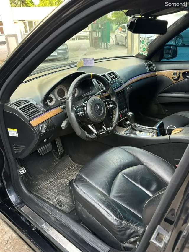 Mercedes-Benz E class 2008 · 5.5 AT