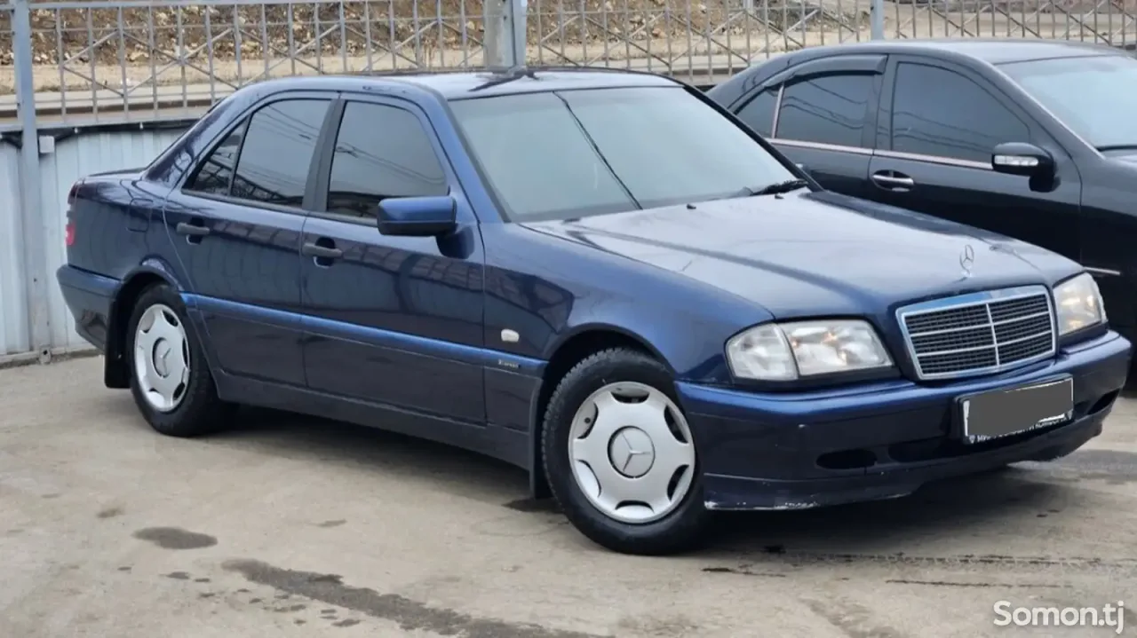 Mercedes-Benz C class 1996 · 2.0 MT