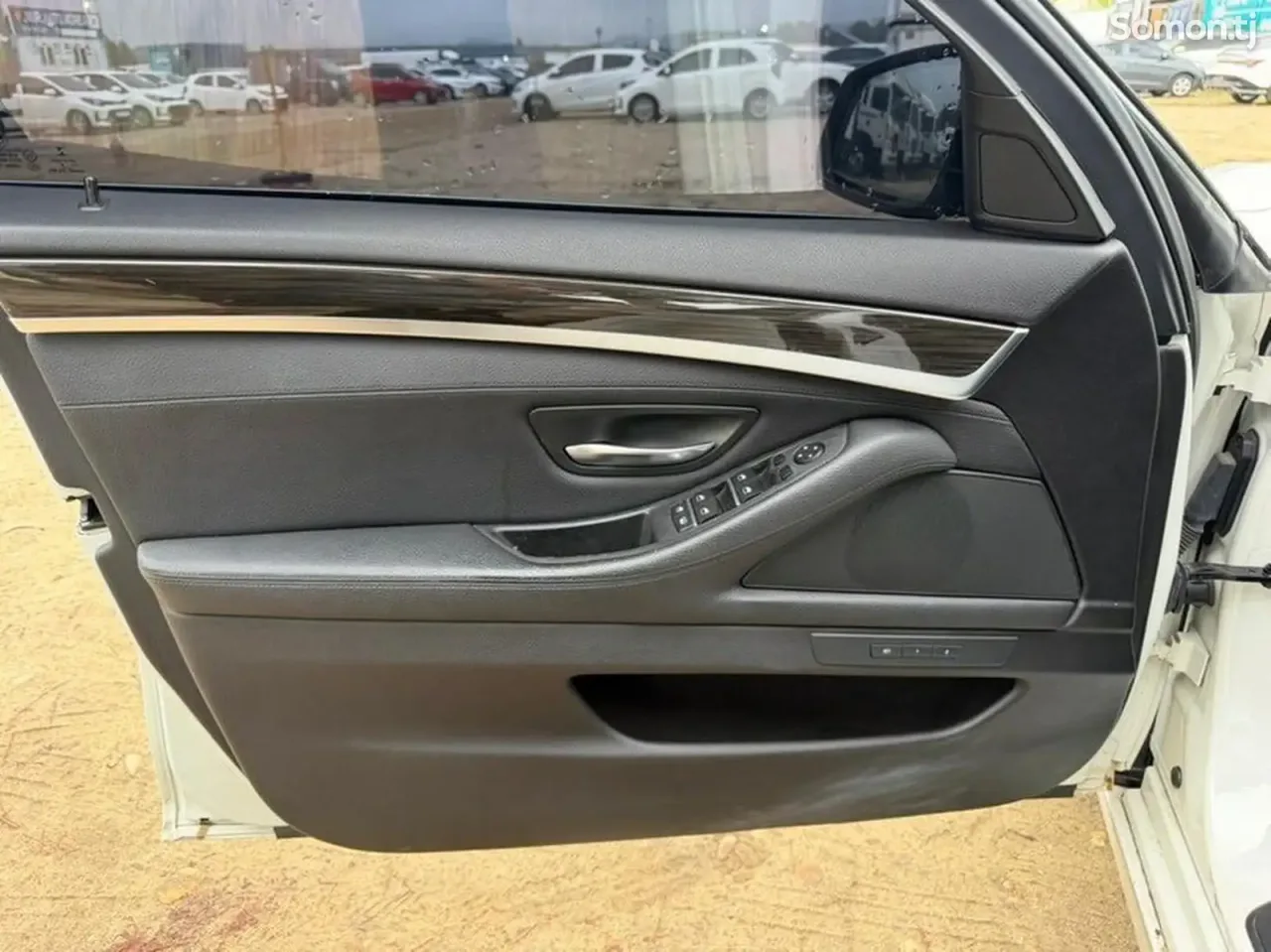 BMW 5 series 2015 · 2.8 AT