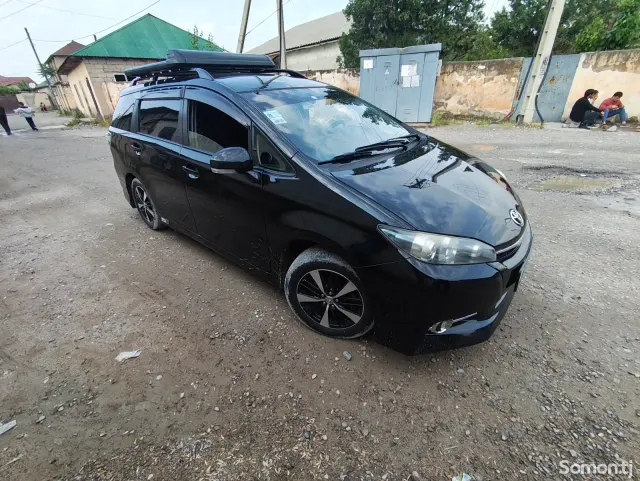 Toyota Wish 2014 · 1.8 AT