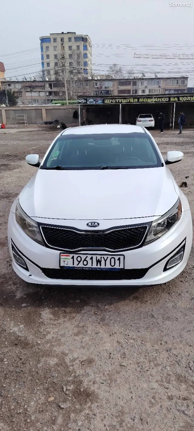 Kia Optima 2015 · 2.4 AT