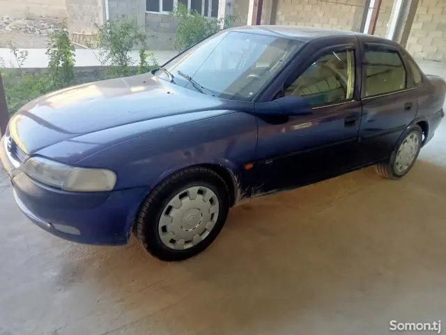 Opel Vectra B 1997 · 1.6 MT