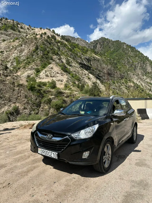 Hyundai Tucson 2010 · 2.0 AT