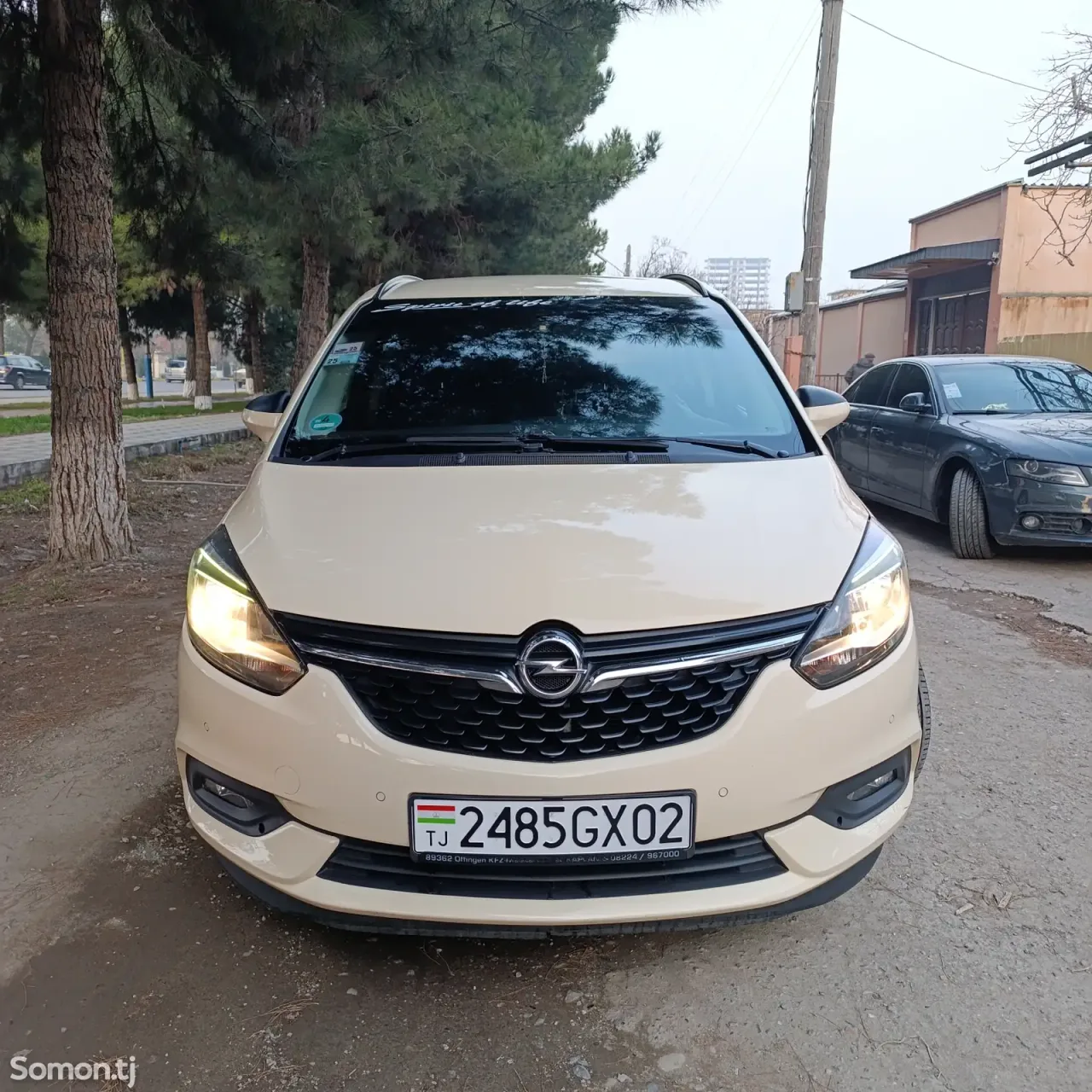 Opel Zafira 2017 · 1.6 MT