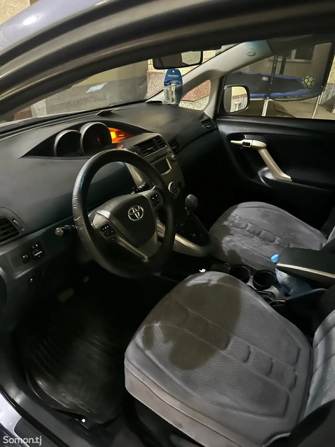 Toyota Corolla Verso 2009 · 2.2 AT