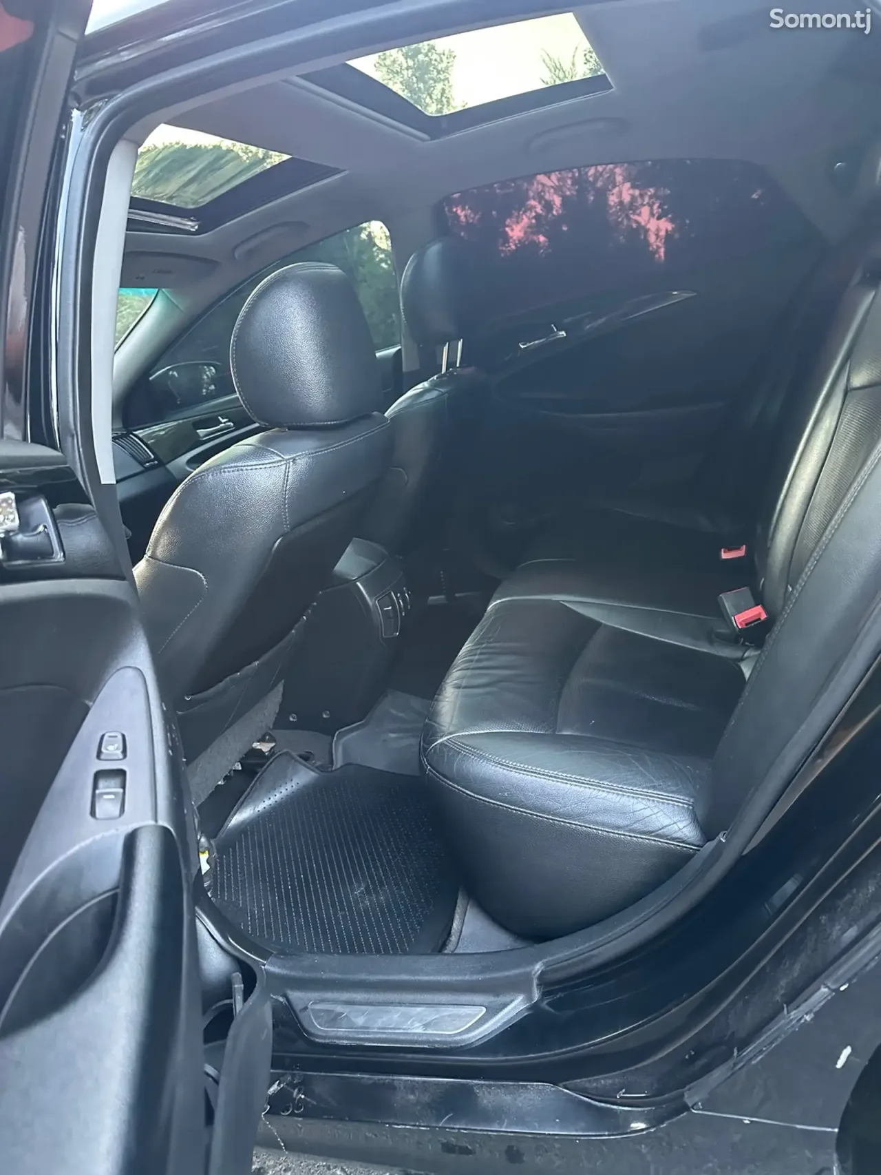 Hyundai Sonata 2012 · 2.0 AT