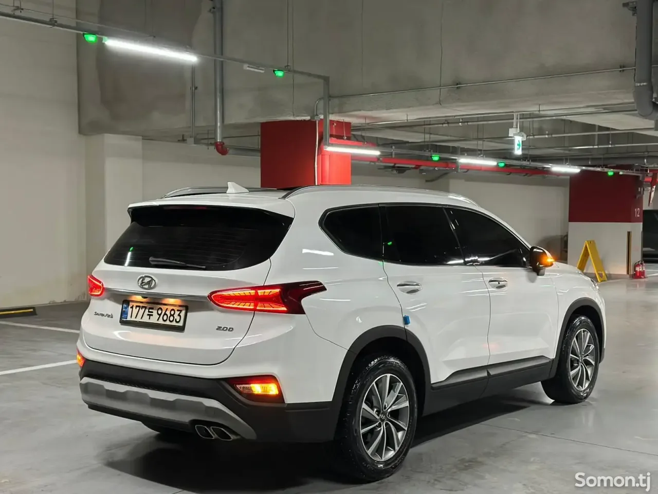 Hyundai Santa Fe 2018 · 2.0 AT