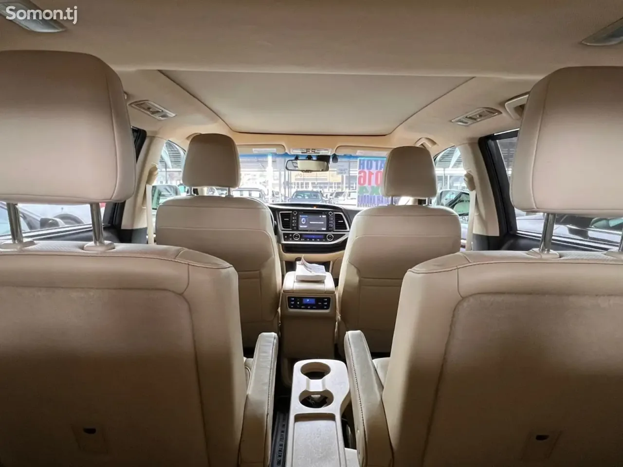 Toyota Highlander 2016 · 3.5 AT