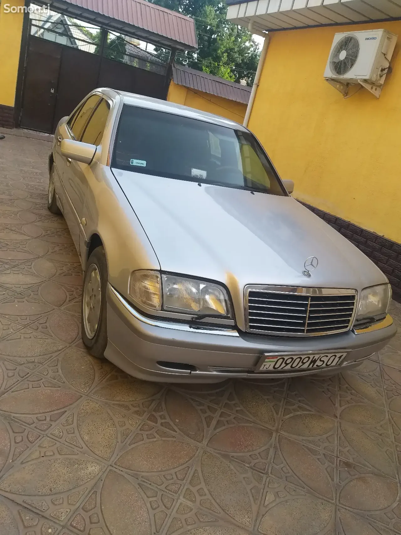 Mercedes-Benz C class 1999 · 2.2 AT