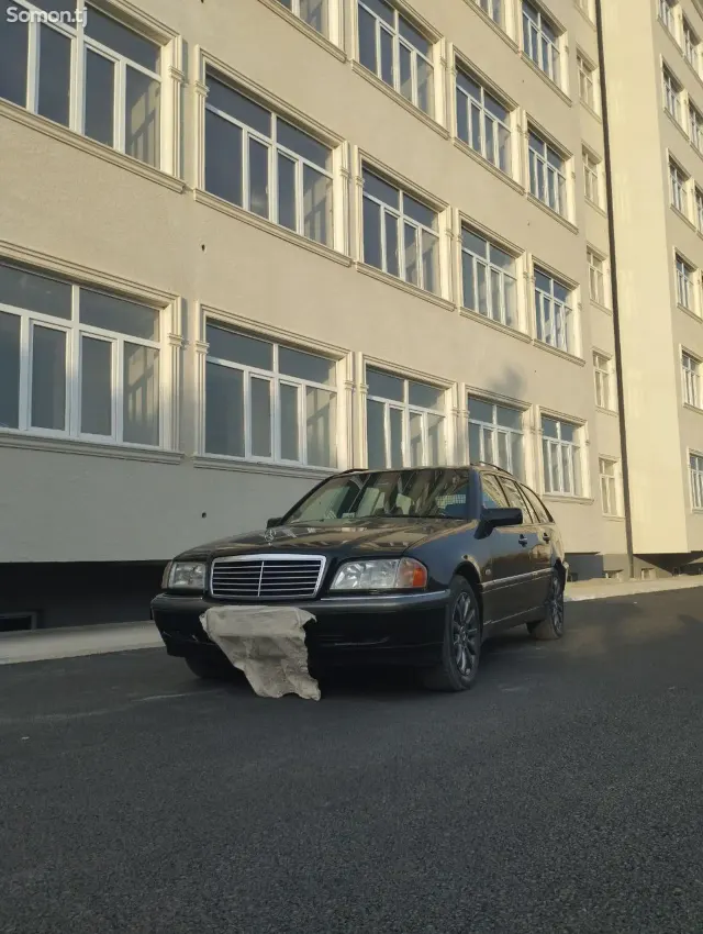 Mercedes-Benz E class 2000 · 2.4 AT