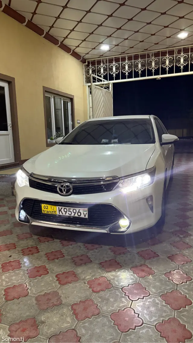 Toyota Camry 2013 · 2.5 AT