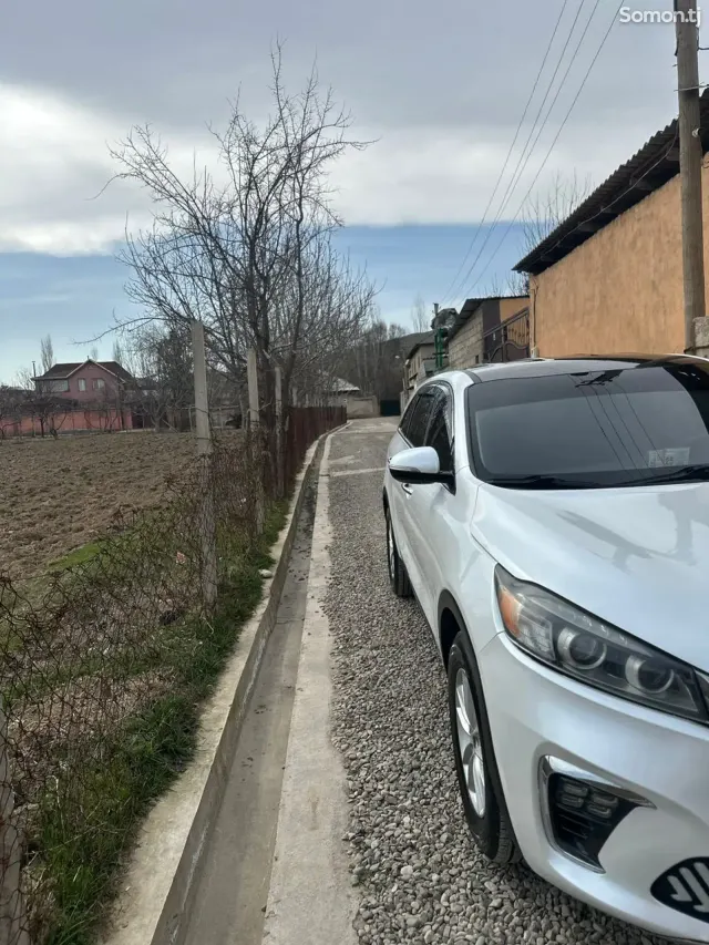 Kia Sorento 2019 · 2.5 AT