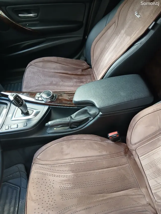 BMW 3 series 2014 · 2.0 AT