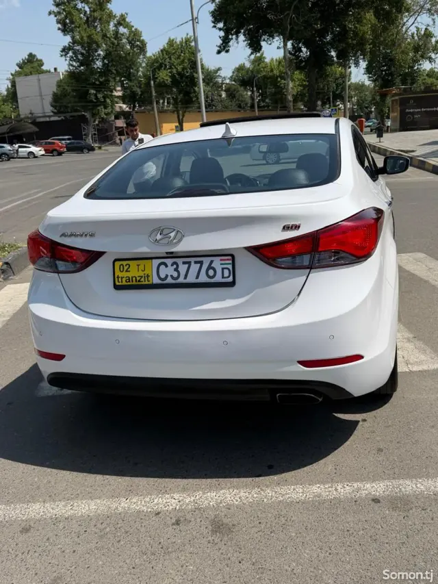 Hyundai Avante 2014 · 1.6 AT