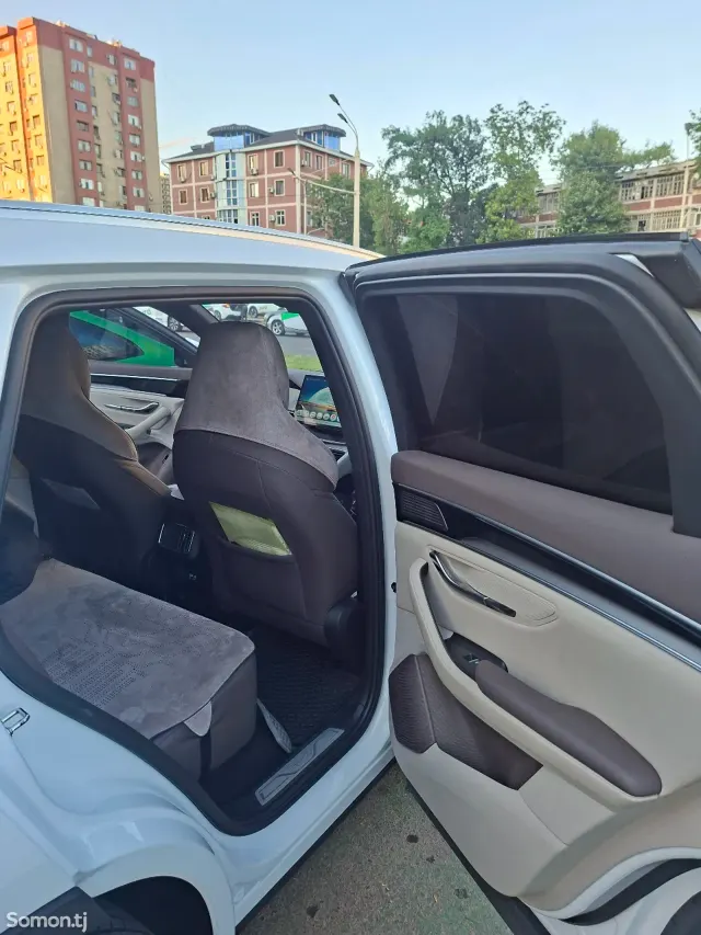 BYD Song Plus 2024 · 2.5 AT