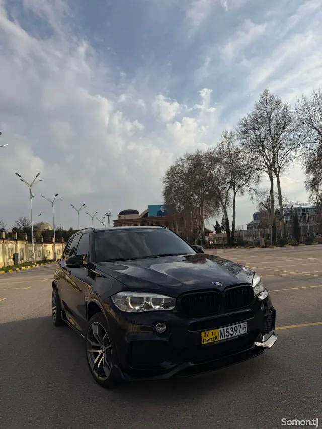 BMW X5 2015 · 3.5 AT