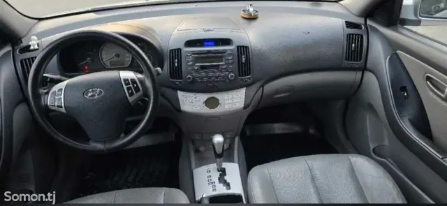 Hyundai Avante 2007 · 1.6 AT