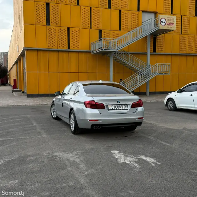 BMW 5 series 2015 · 2.0 AT