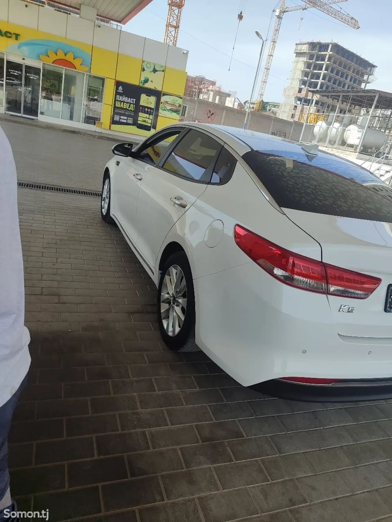 Kia K5 2016 · 2.0 AT