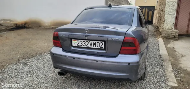Opel Vectra B 2001 · 1.6 MT