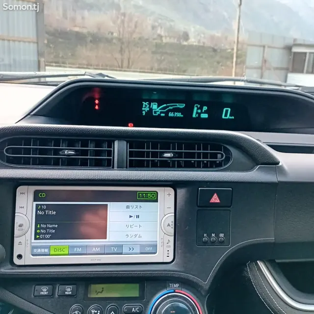 Toyota Aqua 2014 · 1.5 AT