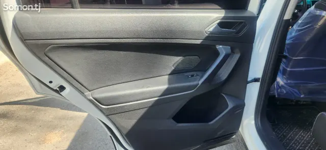 Volkswagen Tiguan 2021 · 2.0 AT