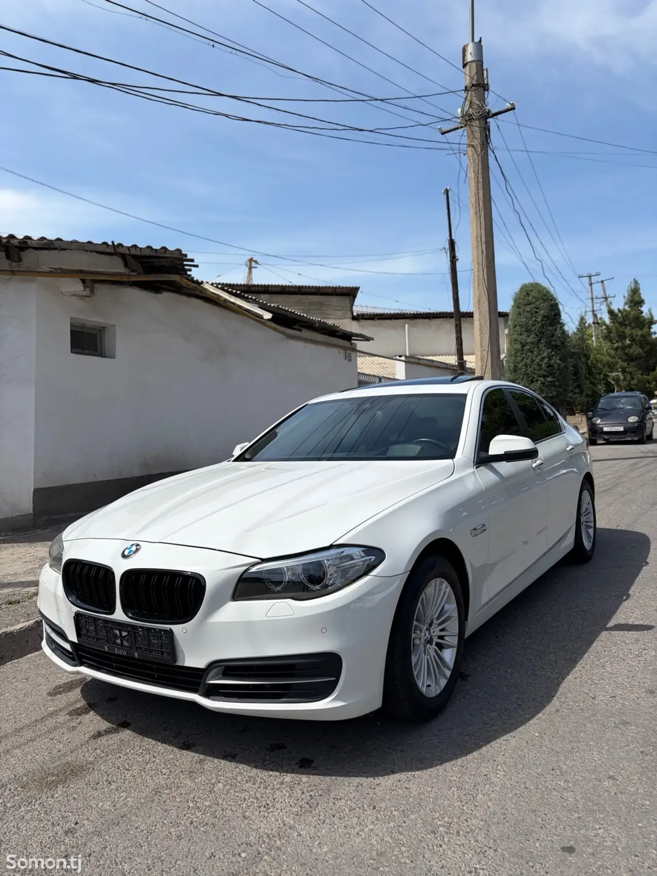 BMW 5 series 2015 · 2.0 AT