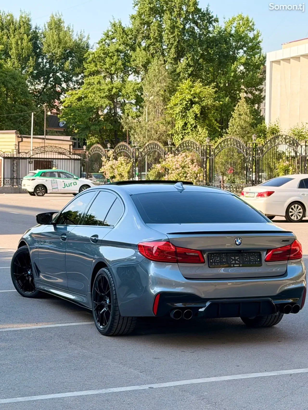 BMW 5 series 2017 · 2.0 AT
