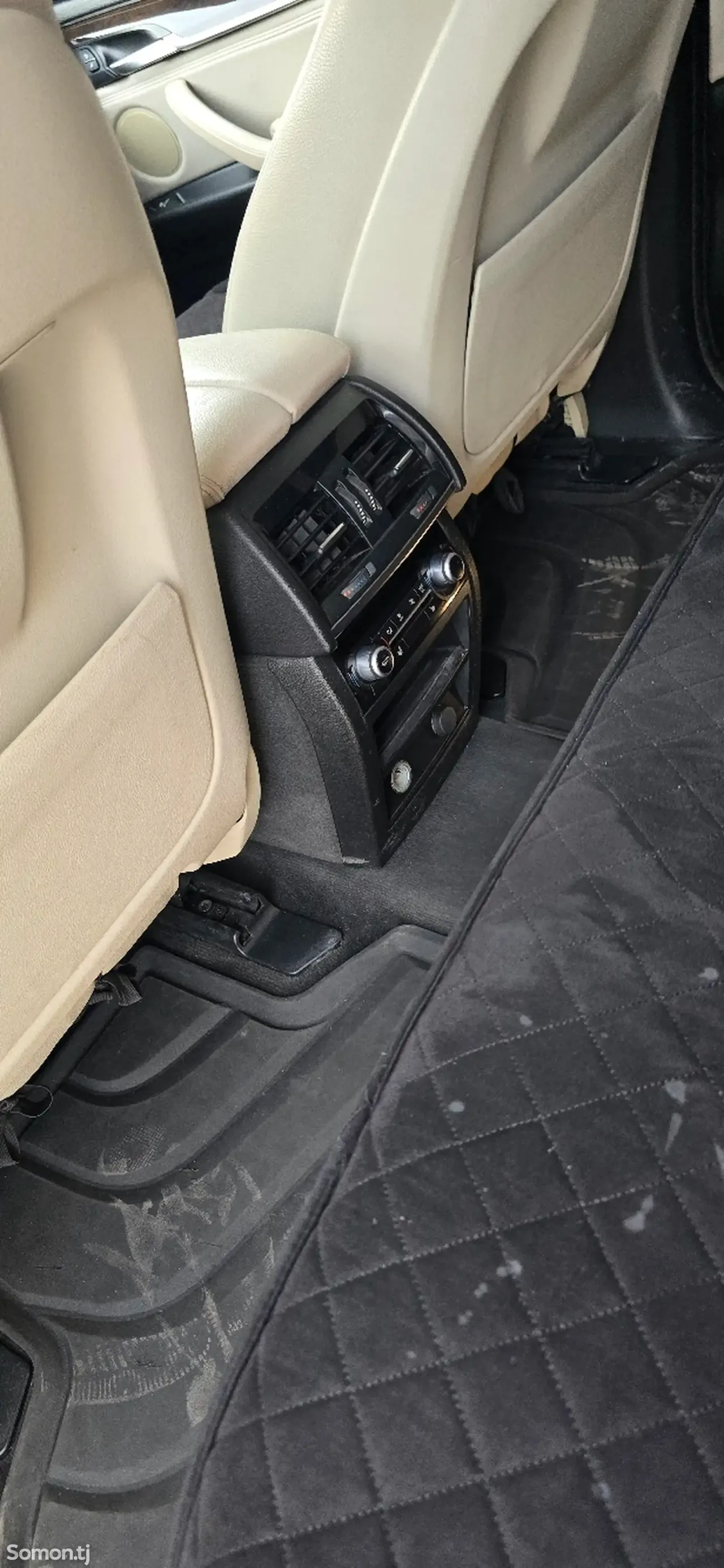 BMW X5 2015 · 3.0 AT