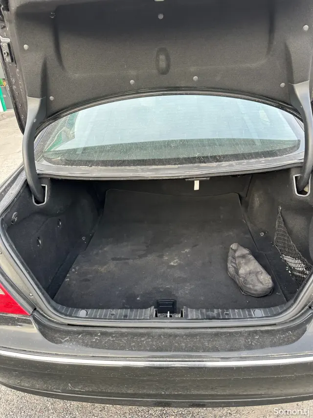 Mercedes-Benz E class 2009 · 3.5 AT