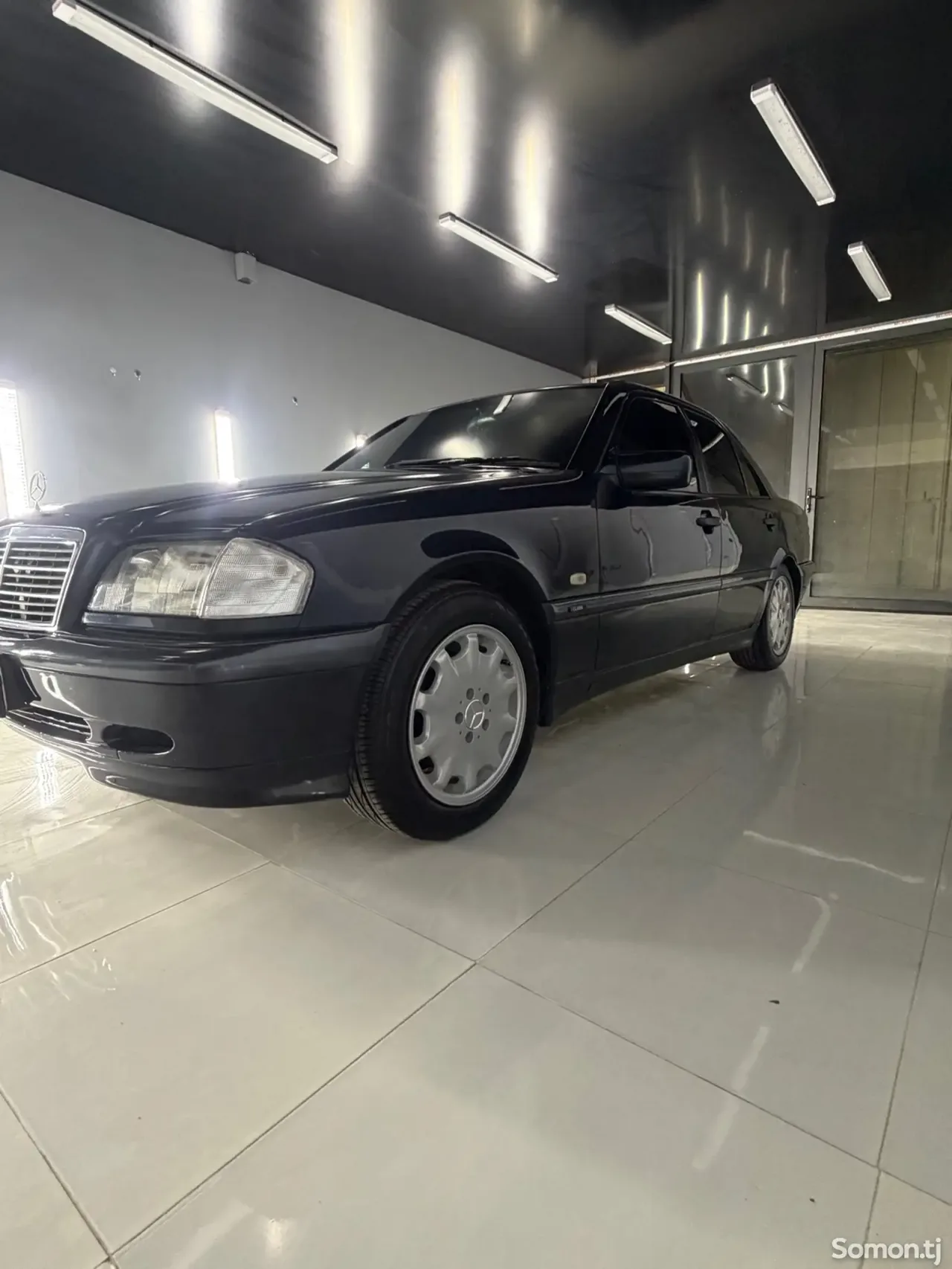 Mercedes-Benz C class 2000 · 1.8 MT