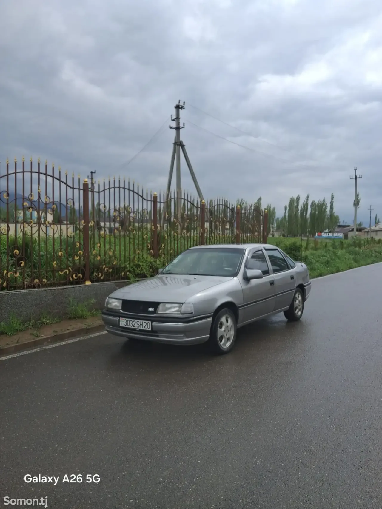 Opel Vectra A 1995 · 1.6 MT