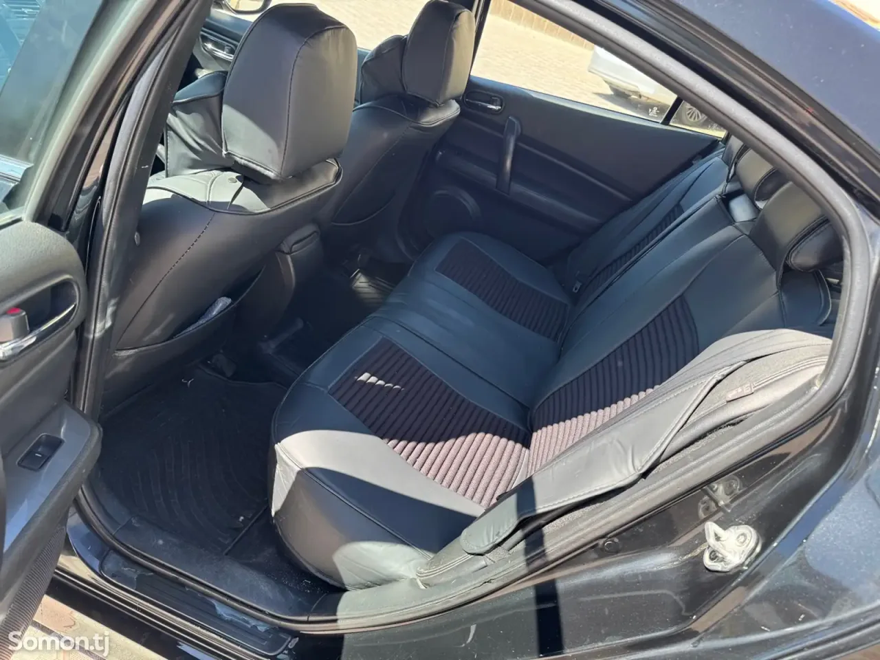 Mazda 6 2012 · 2.0 AT