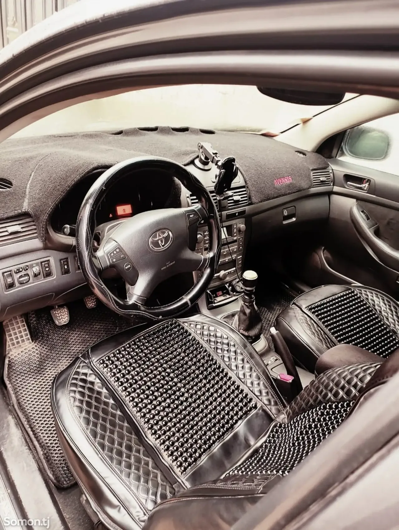 Toyota Avensis 2007 · 2.2 MT