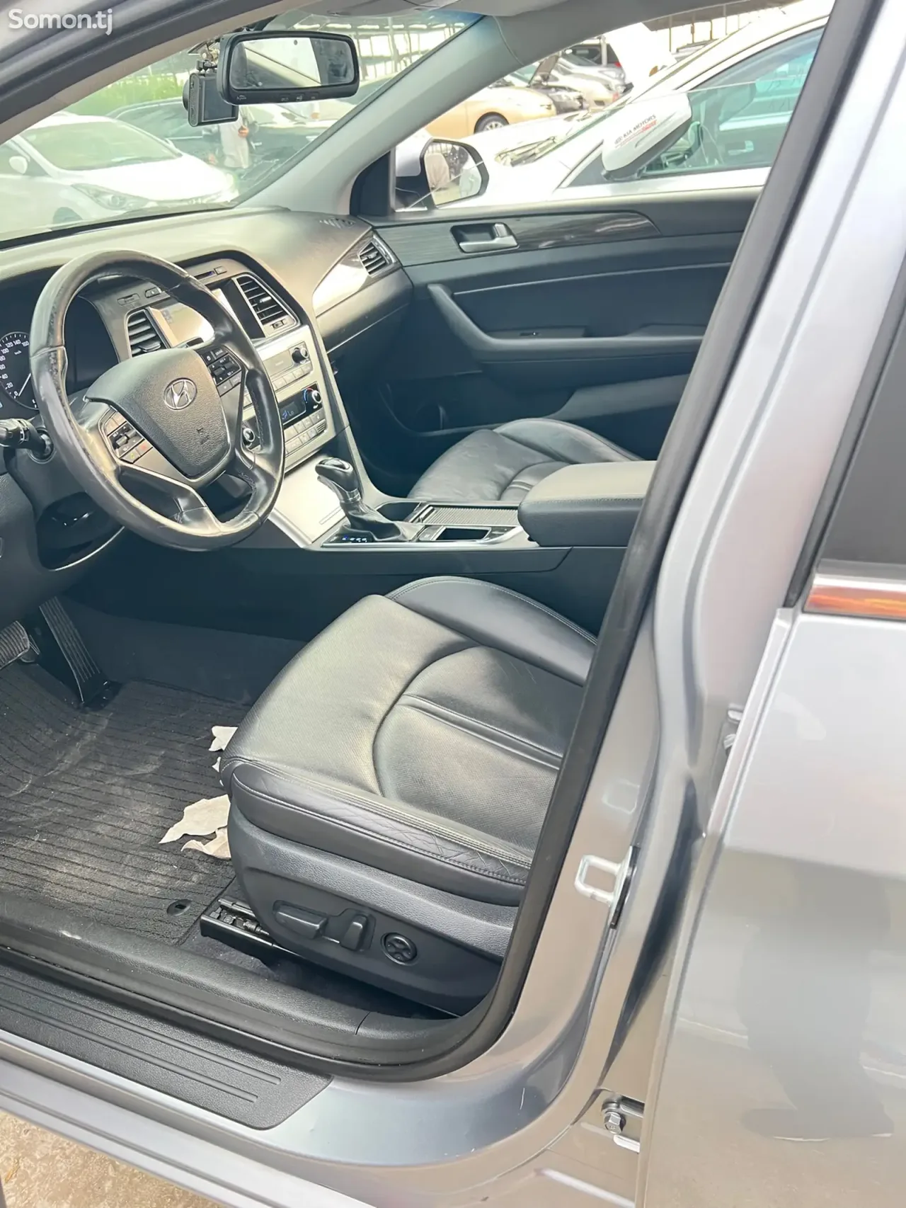 Hyundai Sonata 2015 · 2.0 AT