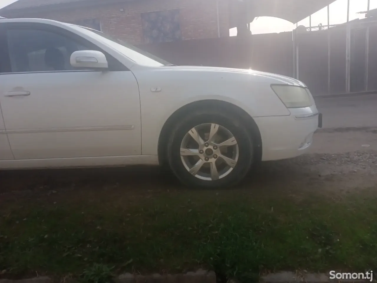 Hyundai Santamo 2008 · 2.0 AT
