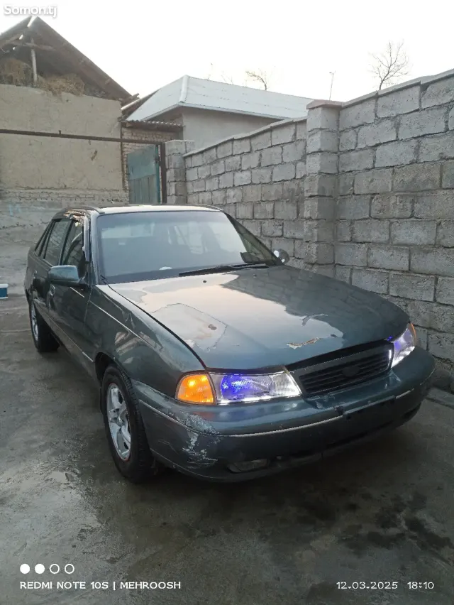 Daewoo Nexia 1995 · 1.6 MT