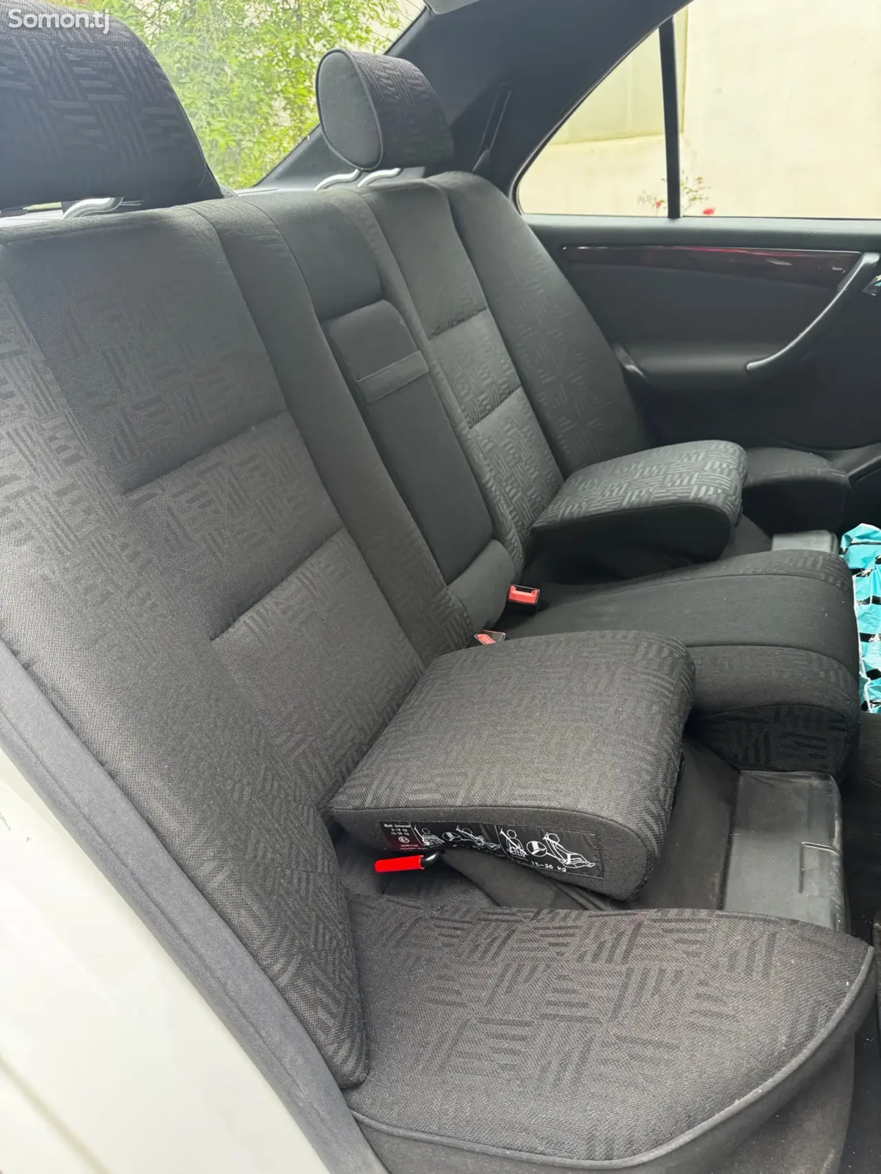 Mercedes-Benz C class 1999 · 2.2 AT