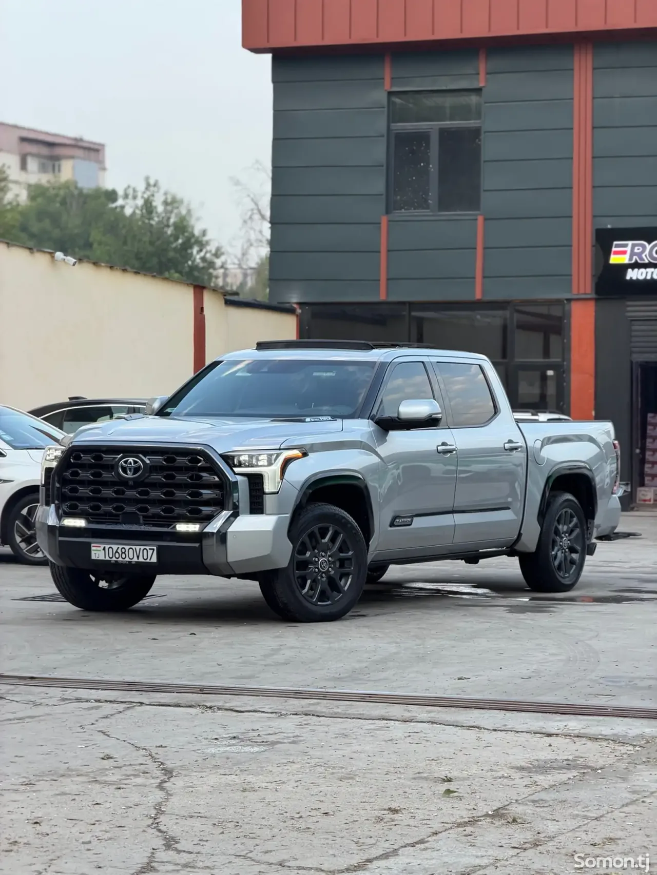 Toyota Tundra 2023 · 3.5 AT