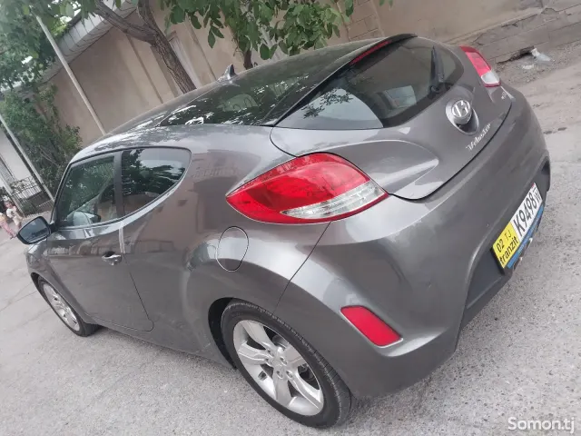 Hyundai Veloster 2012 · 1.6 AT