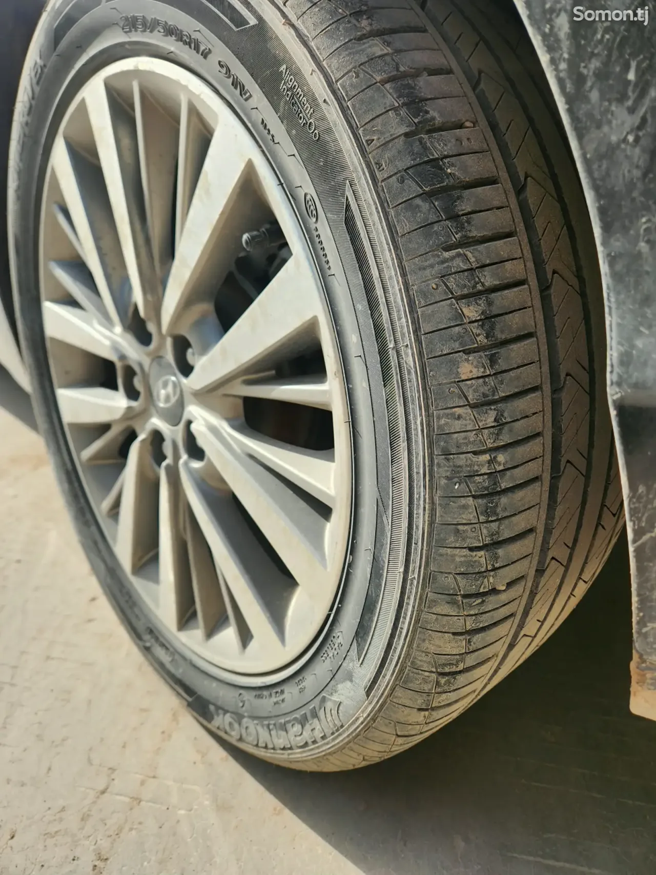 Hyundai Sonata 2016 · 1.8 AT
