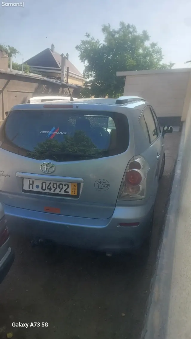 Toyota Corolla Verso 2006 · 1.8 MT