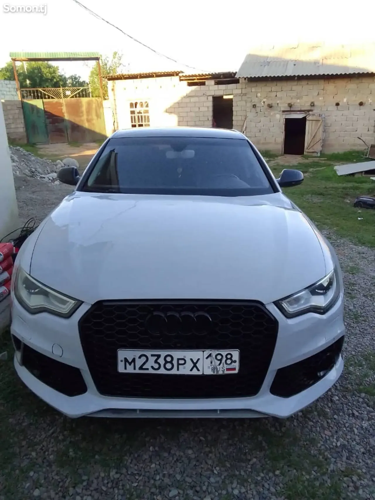 Audi A6 2015 · 2.8 AT