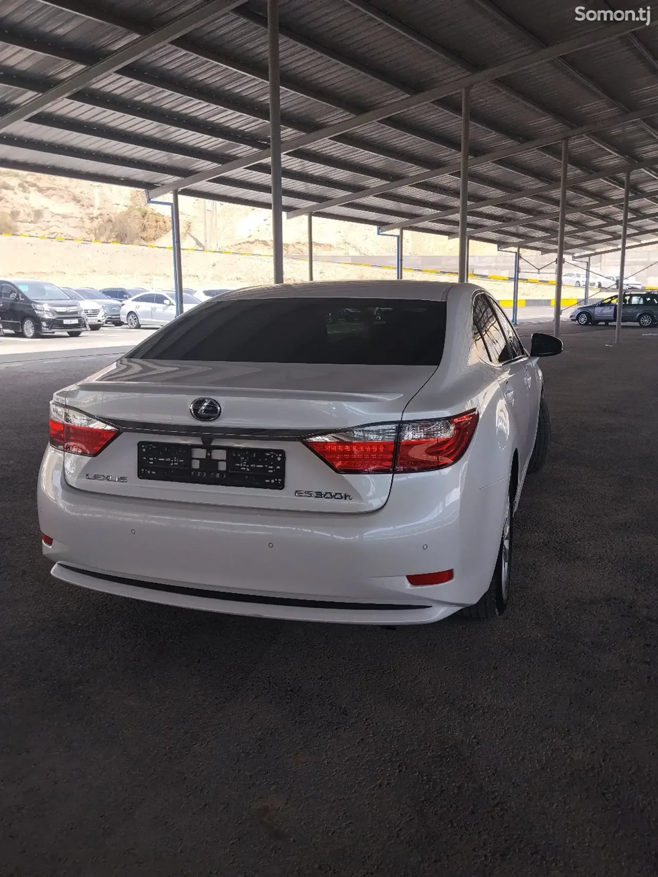 Lexus ES series 2015 · 3.0 AT