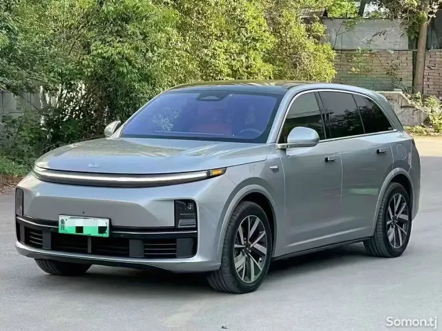 Li Auto (Lixiang) L7 2023 · 1.5 AT