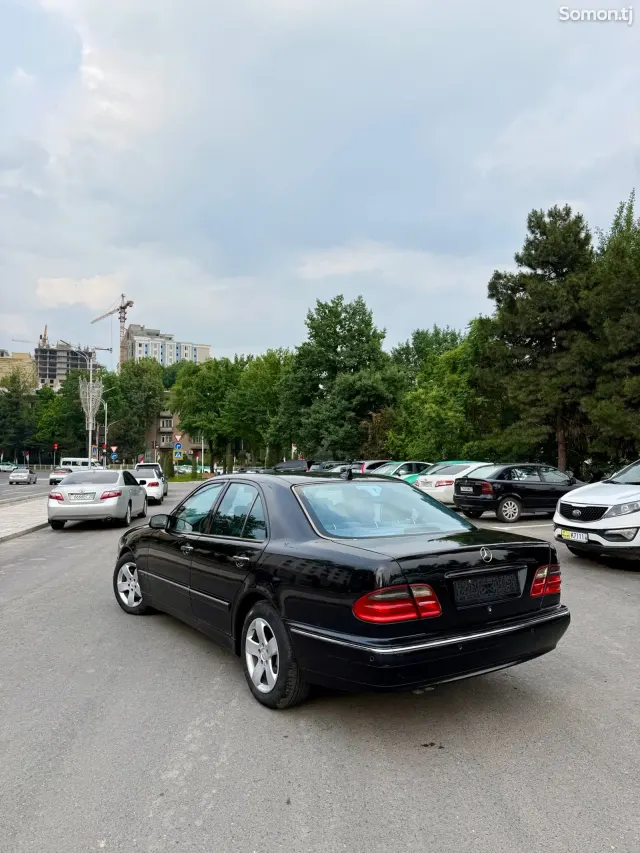 Mercedes-Benz E class 2001 · 2.3 AT