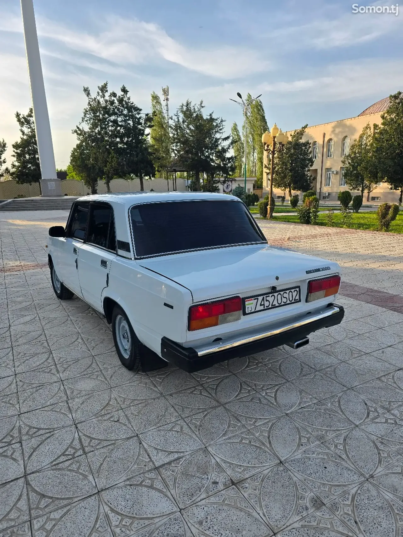 Lada (ВАЗ) 2107 1999 · 1.6 MT