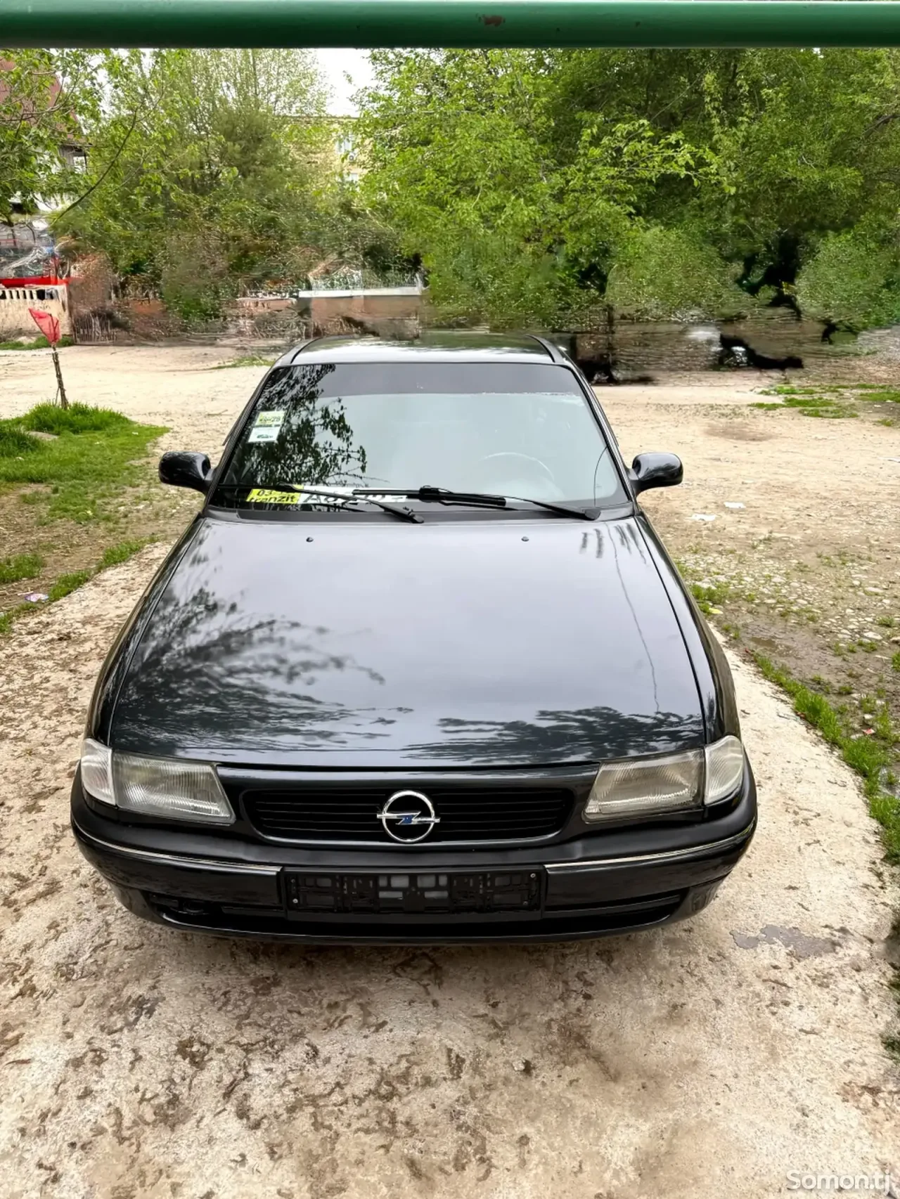 Opel Astra F 1994 · 1.6 MT